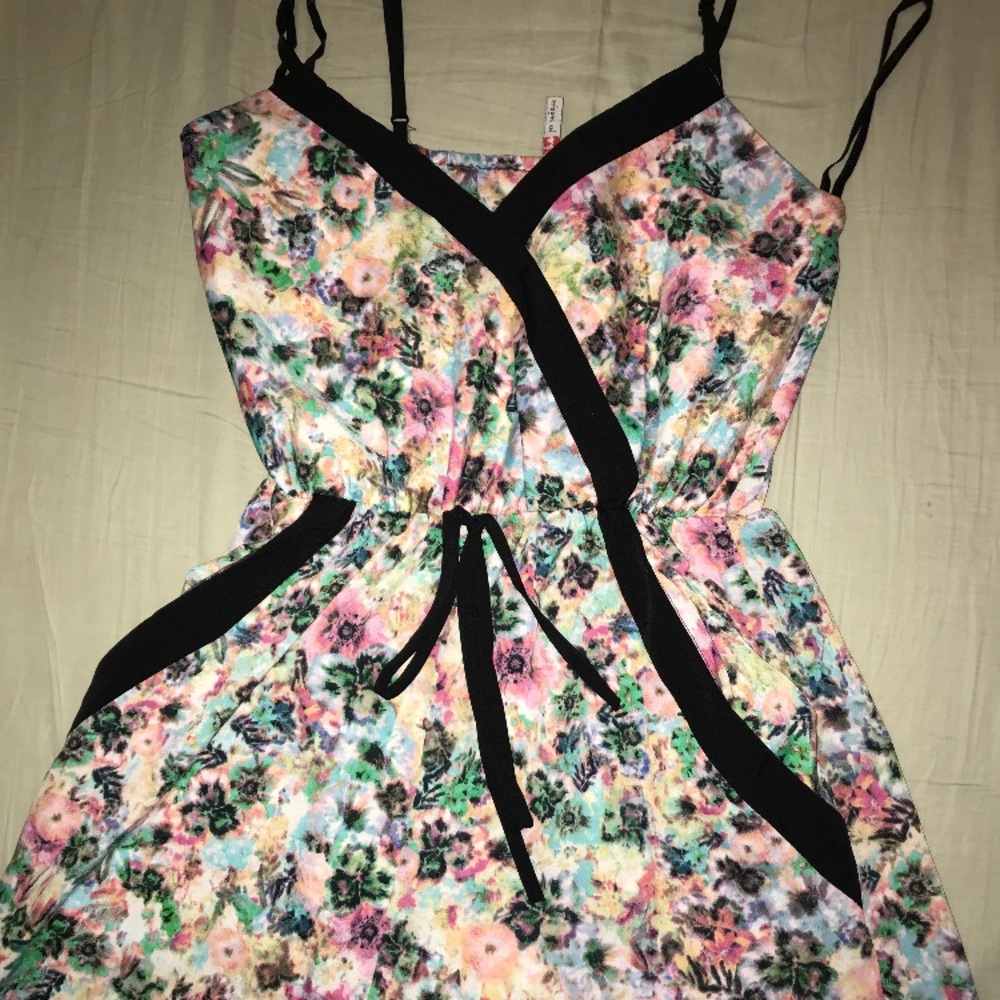 floral romper 🌸🌻💐